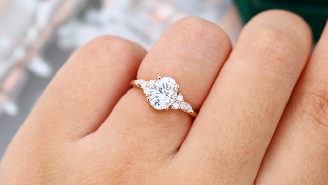 Sparkle Sustainably: Embracing Moissanite Engagement Rings